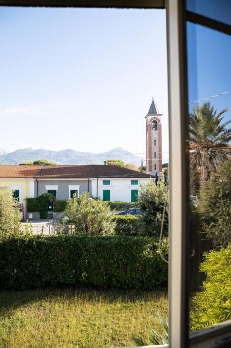Art Of Living 100 Meters From The Sea. Apartment Marina di Pietrasanta Exterior photo